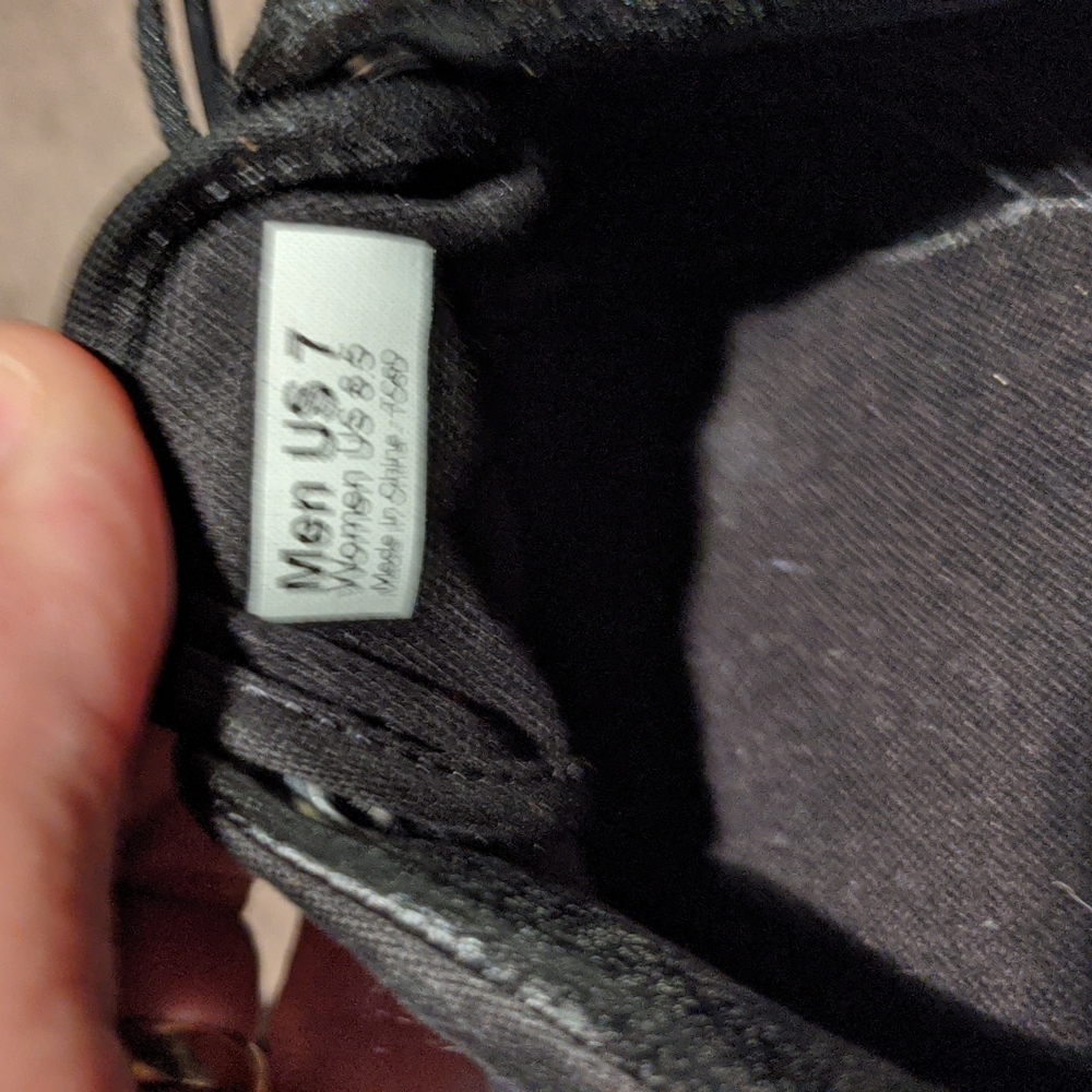 Vans black skate shoe men's 7 women's 8.5 - Picture 10 of 10